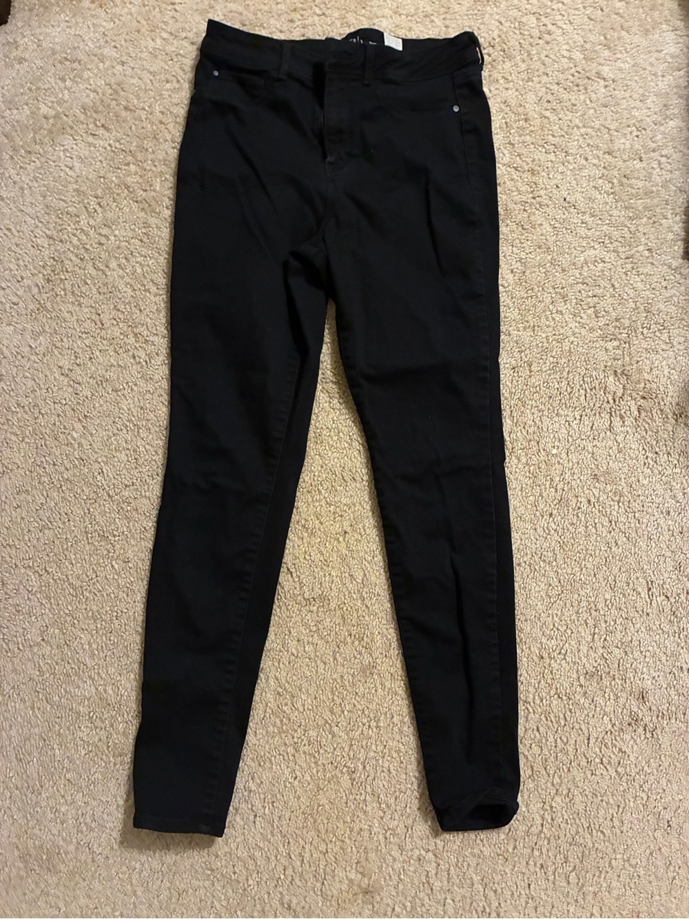 Time and Tru Black Skinny Jeans